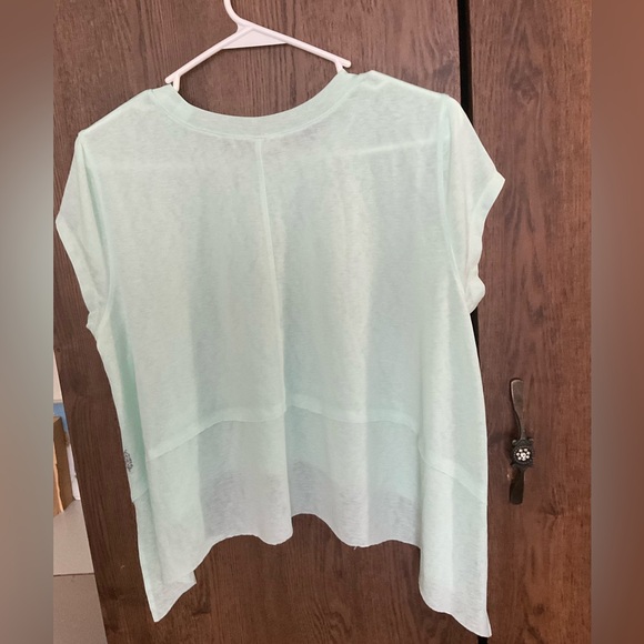 FP Movement by Free People Tempo Short-Sleeve Tee, NWOT, M - Picture 3 of 4